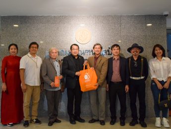 อธิการบดี Ho Chi Minh City University of Fine Arts (HCMUFA) และคณะผู้บริหารมาเยี่ยมชมและหารือความร่วมมือด้านการแลกเปลี่ยนองค์ความรู้ด้านวิชาการ