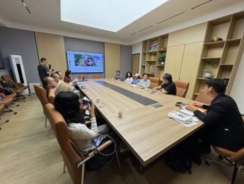 Visiting the School of Design at Nanjing University of the Arts and attending an academic collaboration meeting